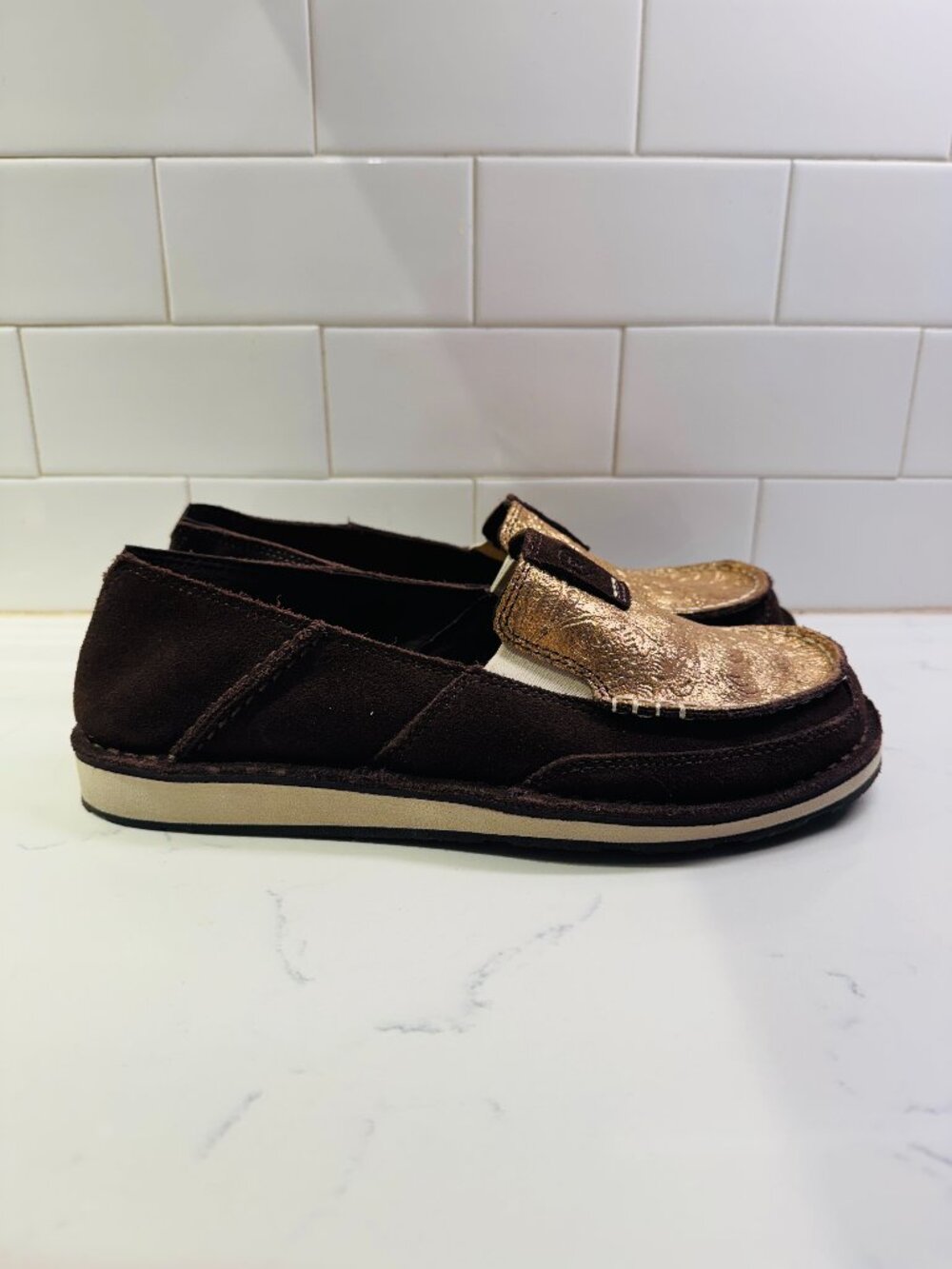 Ariat Cruiser Azteca Suede Brown Leather Loafers Womens 10B Metallic Embossed To